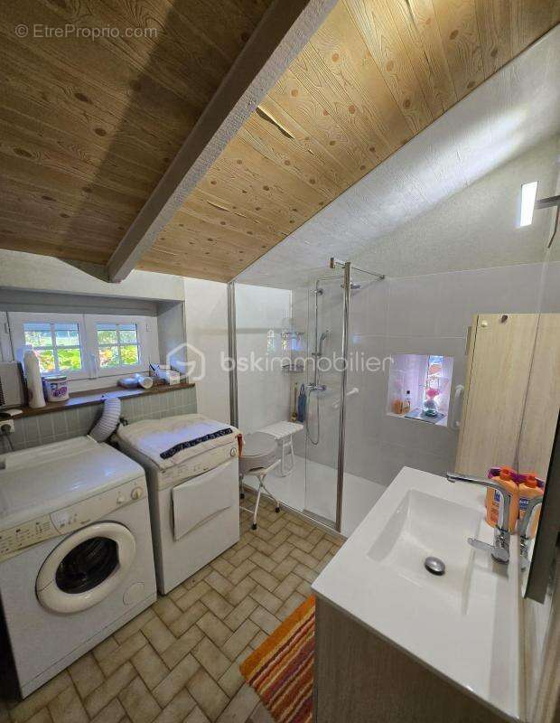 Maison à LA BAZOUGE-DES-ALLEUX