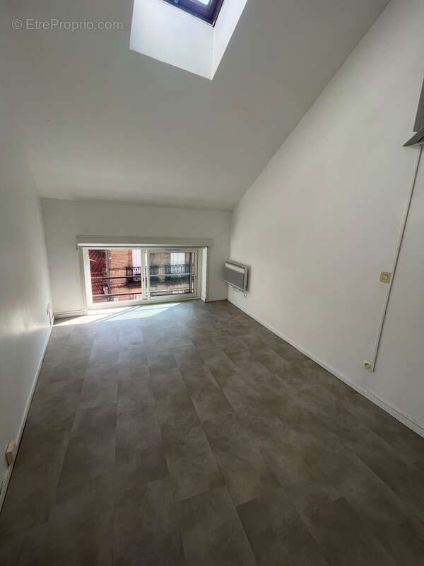 Appartement T1 19m2 proche faculté - photo 3