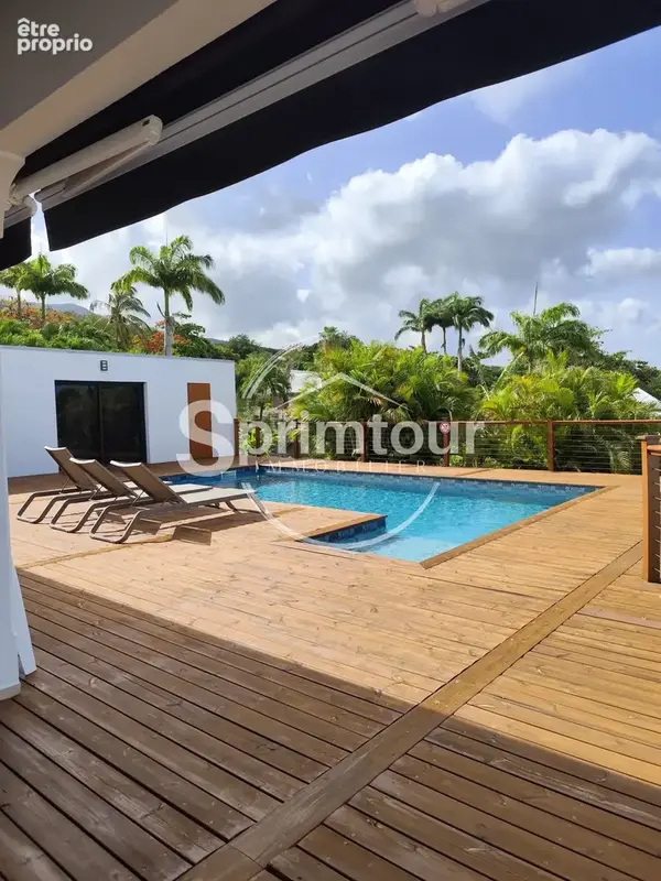 Deshaies   villa creole renovee avec piscine et acces direct a une crique - photo 9