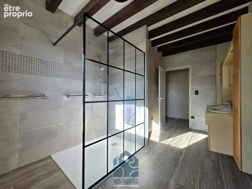 Propriété 6 pièces 4 chambres avec grange, cave, maison d'ami et dépendances - photo 12