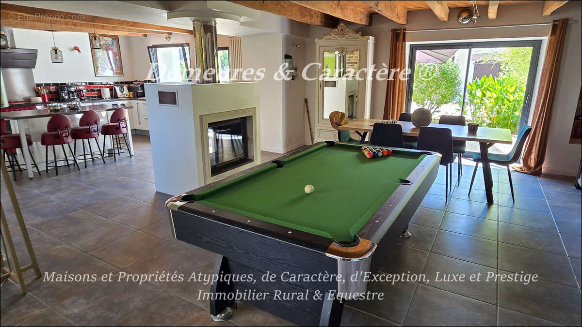 Maison avec piscine et dépendances - photo 9