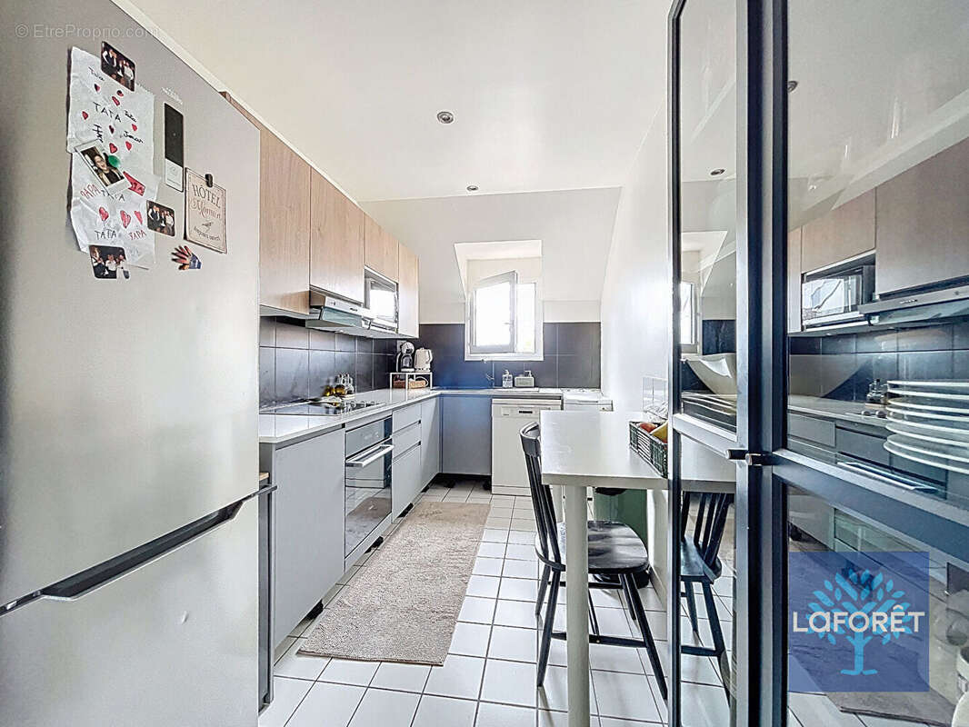 Appartement à CHILLY-MAZARIN
