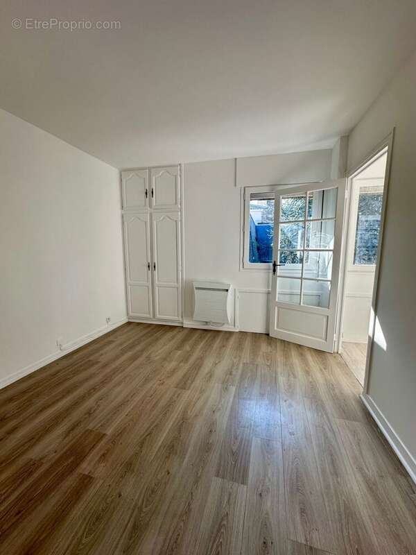 Appartement à PARIS-5E