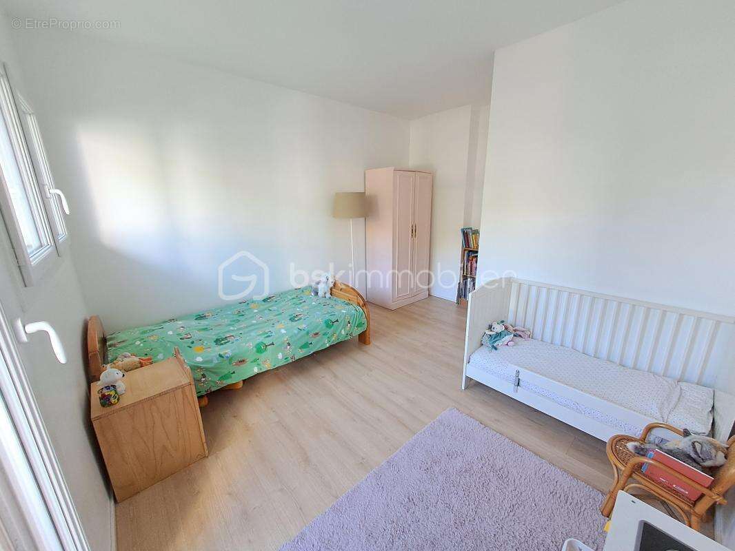 Appartement à GIF-SUR-YVETTE