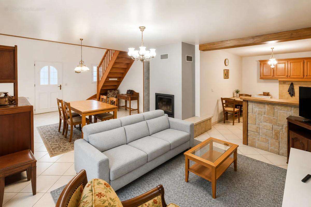 Maison à GLISOLLES