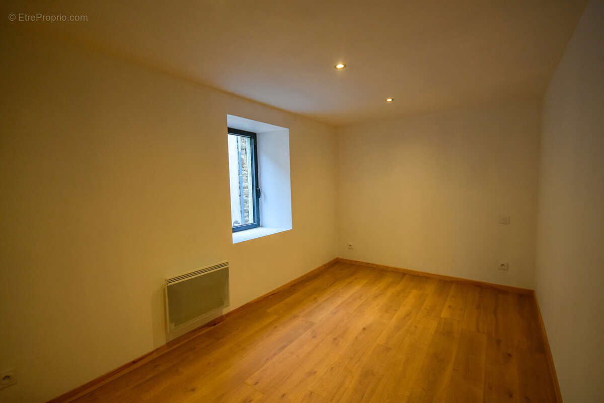 Maison à SAINTE-FLORINE