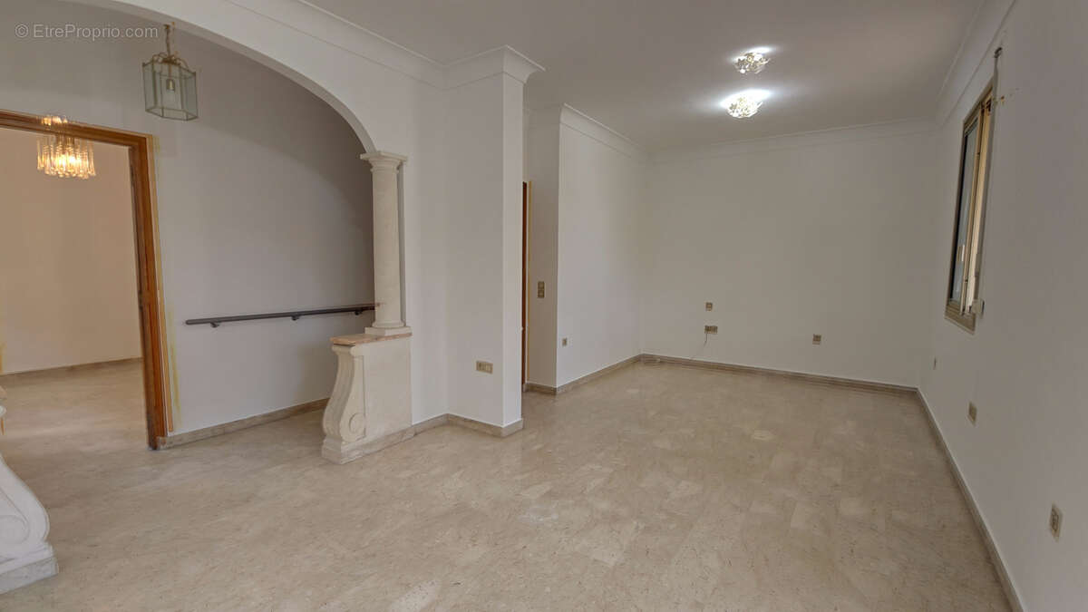 CANNES à vendre maison 5 pièces de 115 m2 sur un terrain de 442 m2 - photo 4