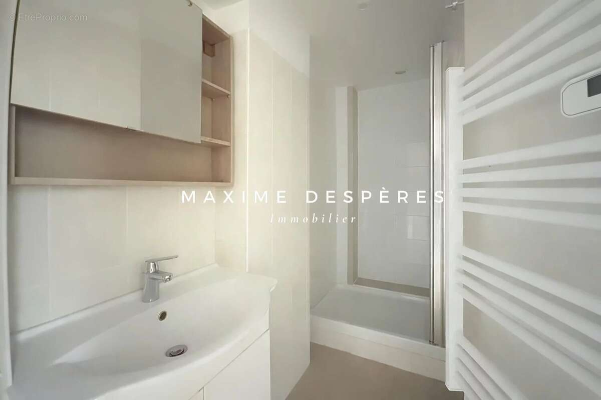 Appartement à NEUILLY-SUR-SEINE