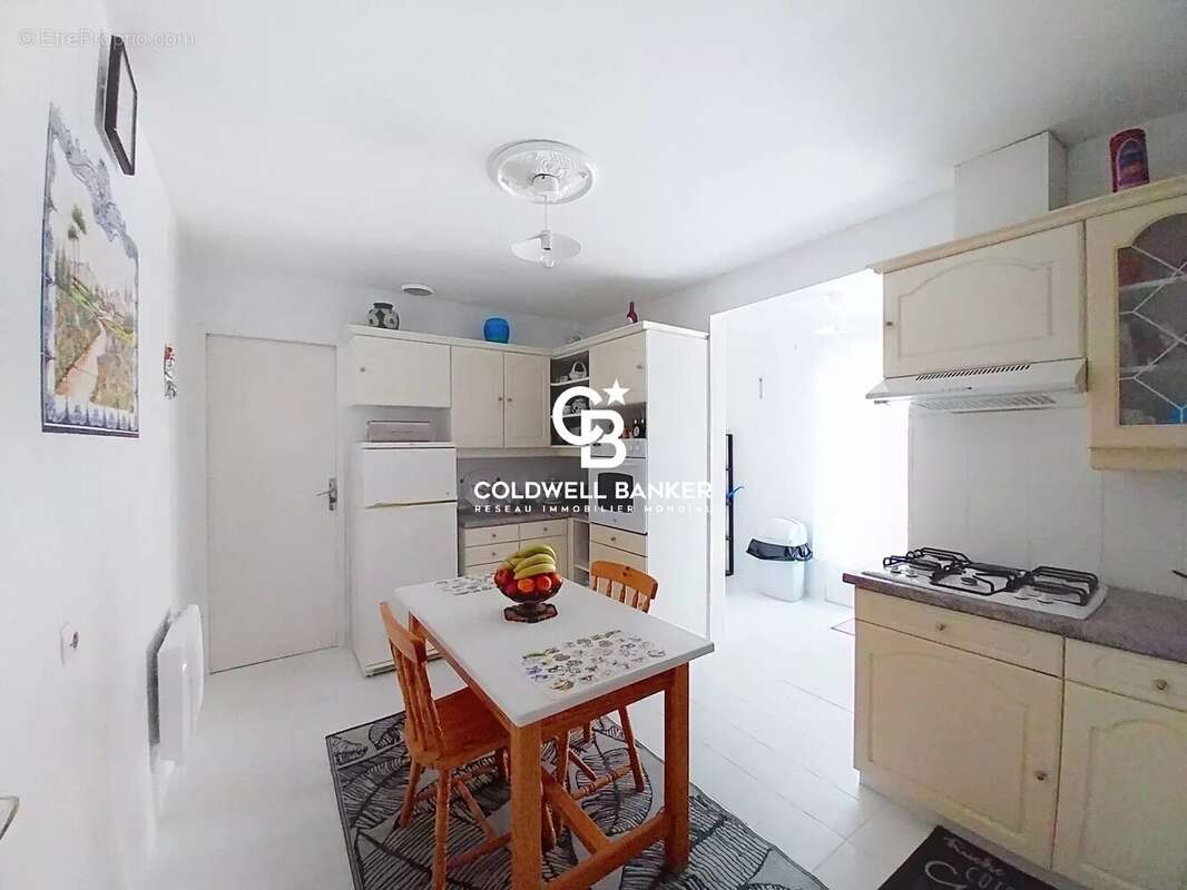 Maison à ROQUEBRUNE-SUR-ARGENS