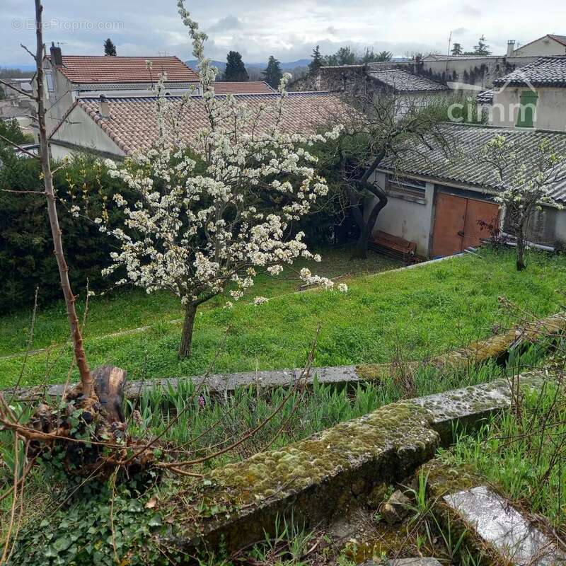 Appartement à LE TEIL