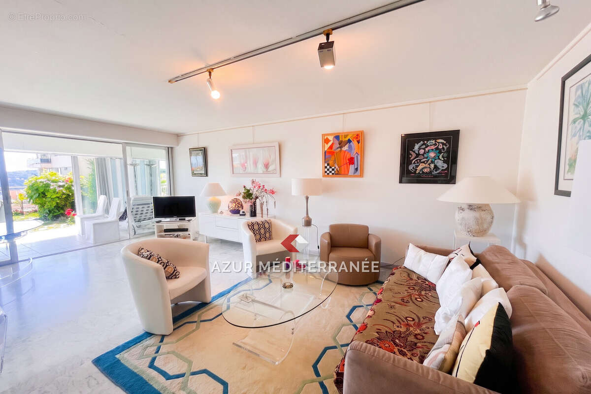 Appartement à VILLEFRANCHE-SUR-MER