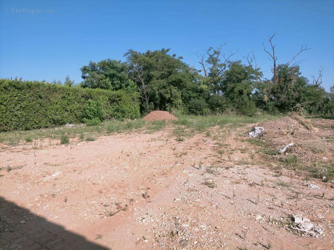 Terrain à BOURG-DE-PEAGE