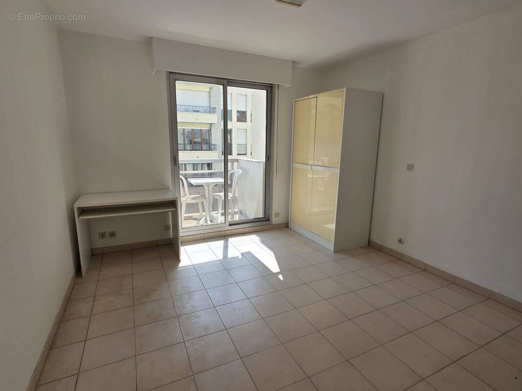 Opportunité rare à nice   quartier libération - photo 3
