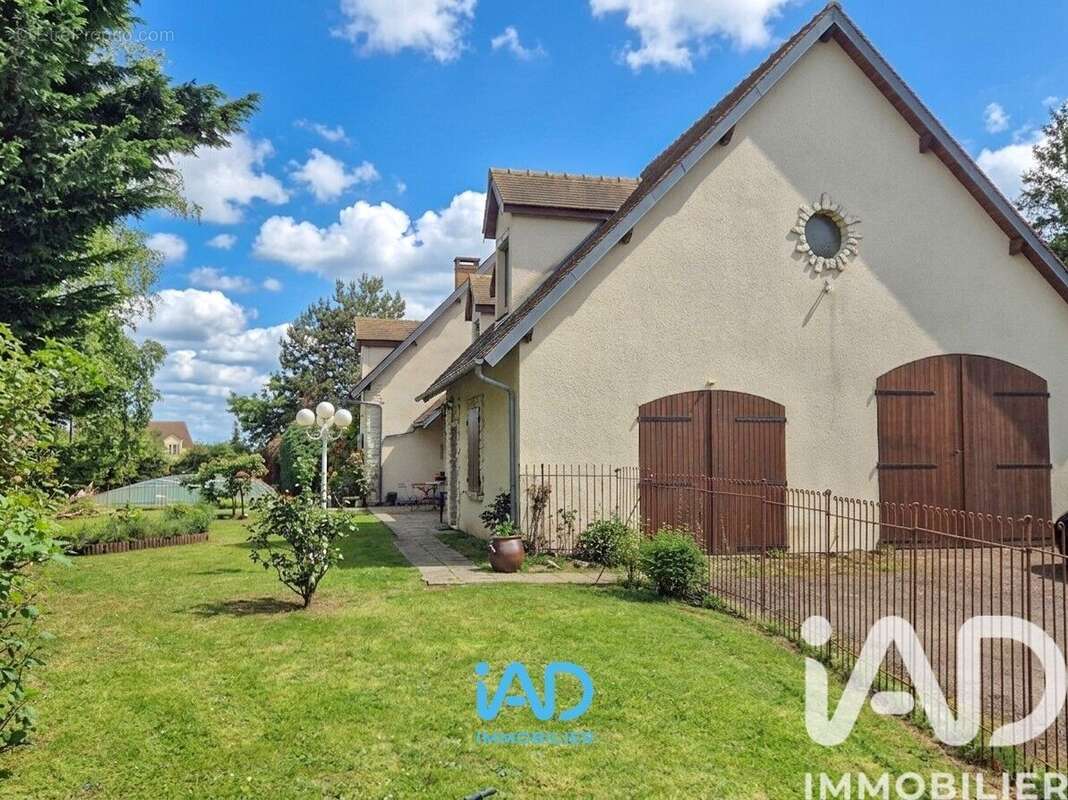 Maison 237 m² à Perdreauville  - photo 3