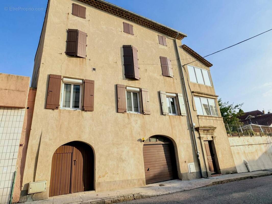   - Appartement à AUBENAS