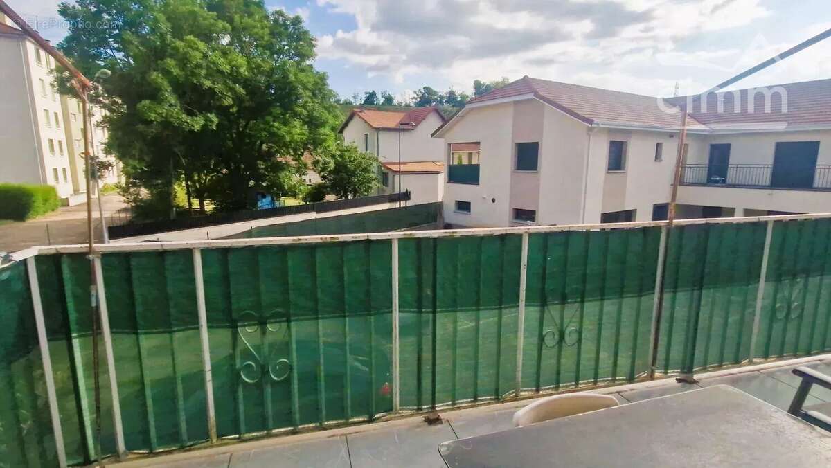 Appartement à LA TOUR-DU-PIN