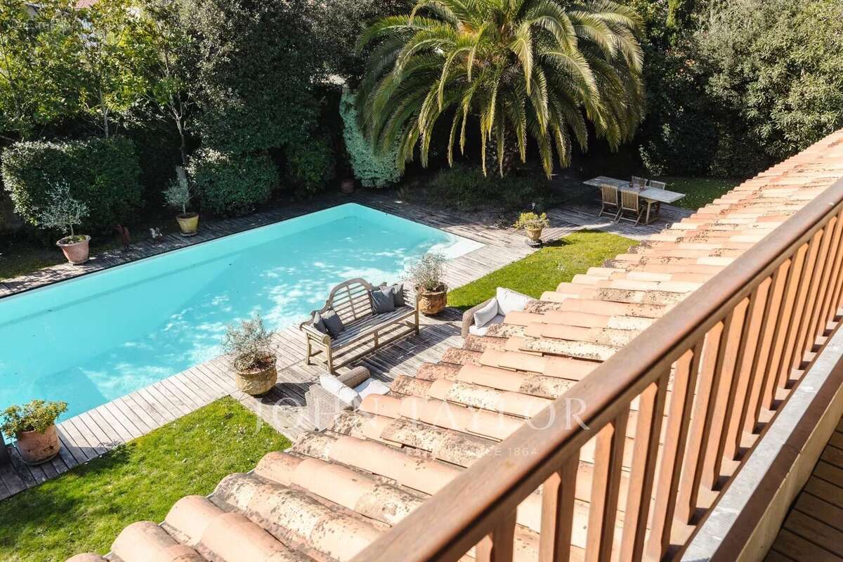 Maison à LE BOUSCAT