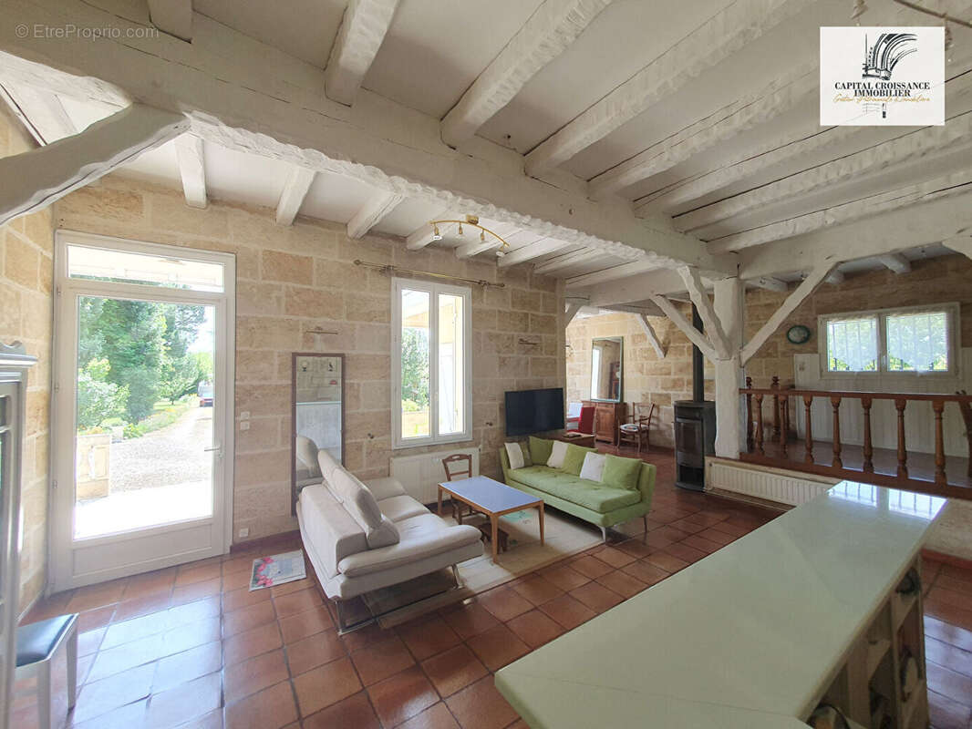 Maison à VILLENAVE-D'ORNON