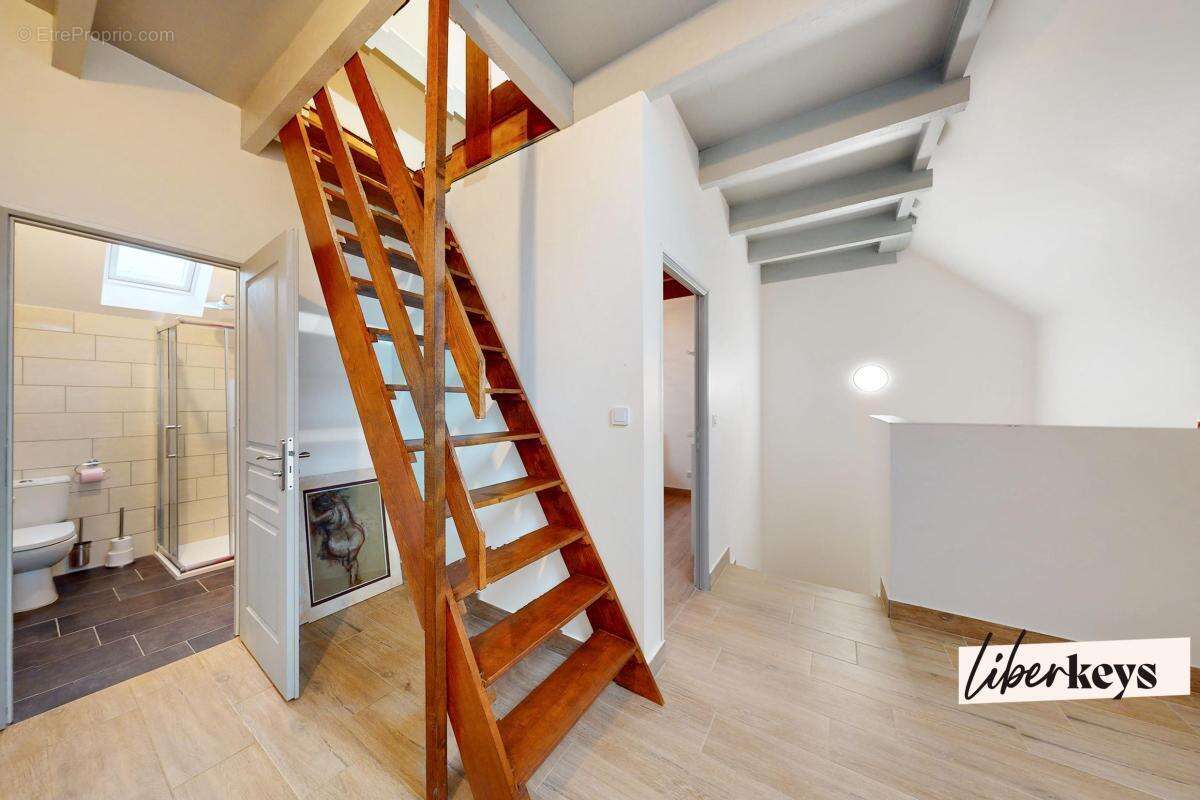 Maison à THOIRY