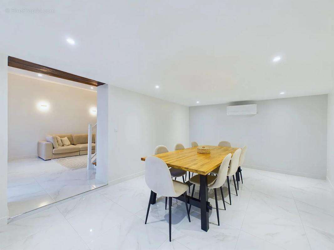 Maison à NEUILLY-EN-VEXIN