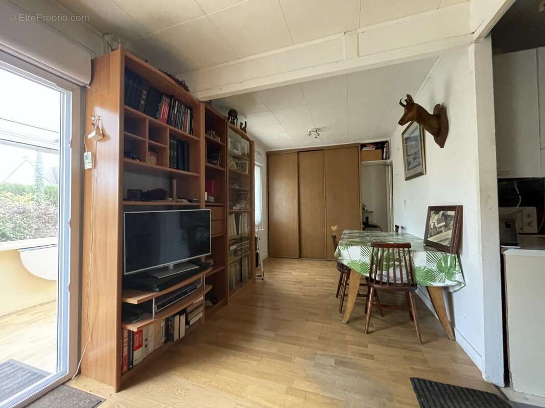 Maison à BONNETABLE