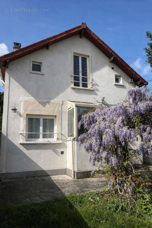 Maison à LE BLANC-MESNIL