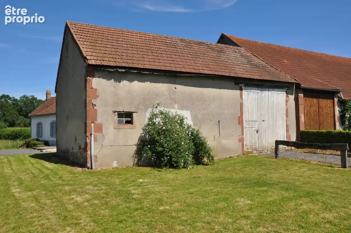 Belle maison en pierre, avec 2 chambres, une grange et terrain de 1543 m2 - photo 13