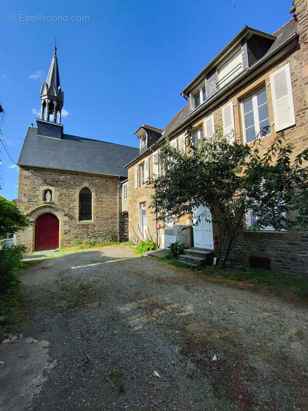 Appartement à FOUGERES