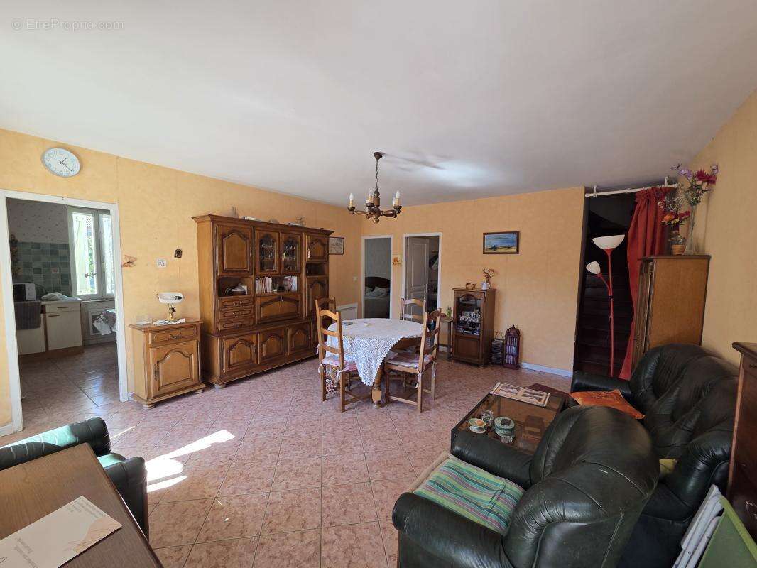 Maison à NEZIGNAN-L&#039;EVEQUE