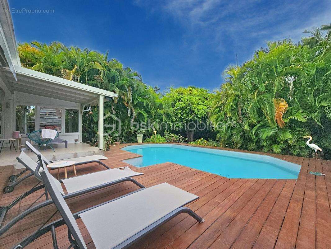 Villa T5 avec piscine et garage  lotissement prisé - photo 3
