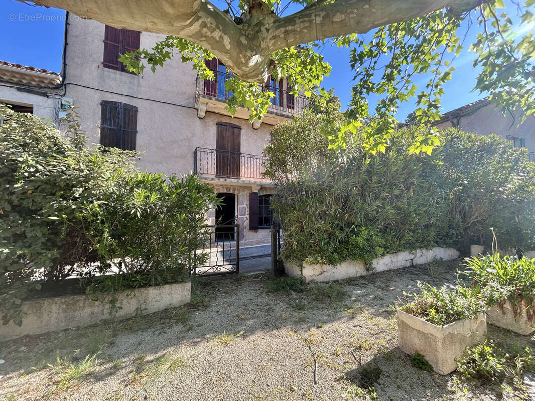 Appartement à LES ADRETS-DE-L'ESTEREL