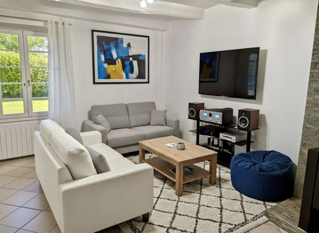 Maison à LA FAYE
