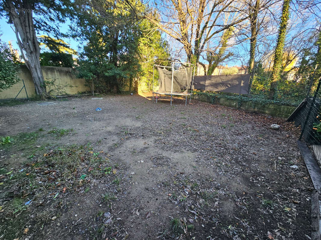 Appartement à LE PONTET