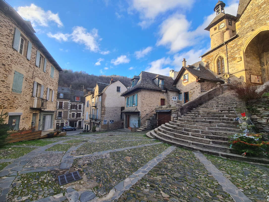 Maison à ESTAING