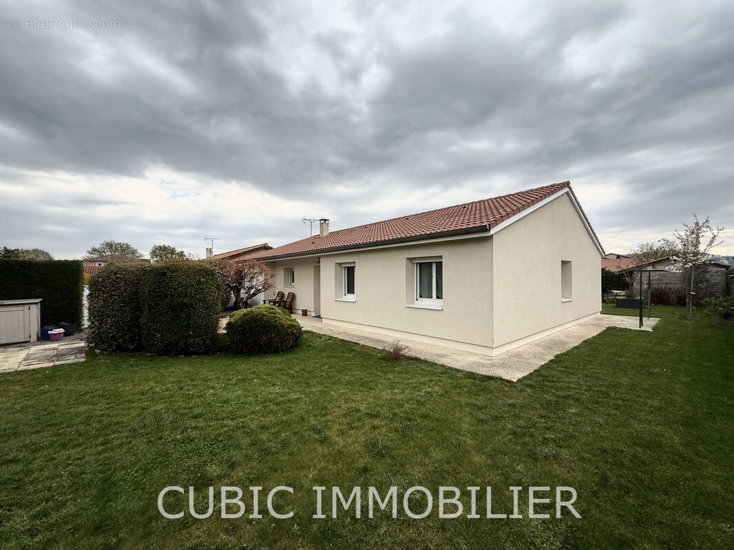 Maison à QUINCIEUX