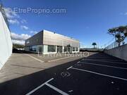 Commerce à ROQUEBRUNE-SUR-ARGENS