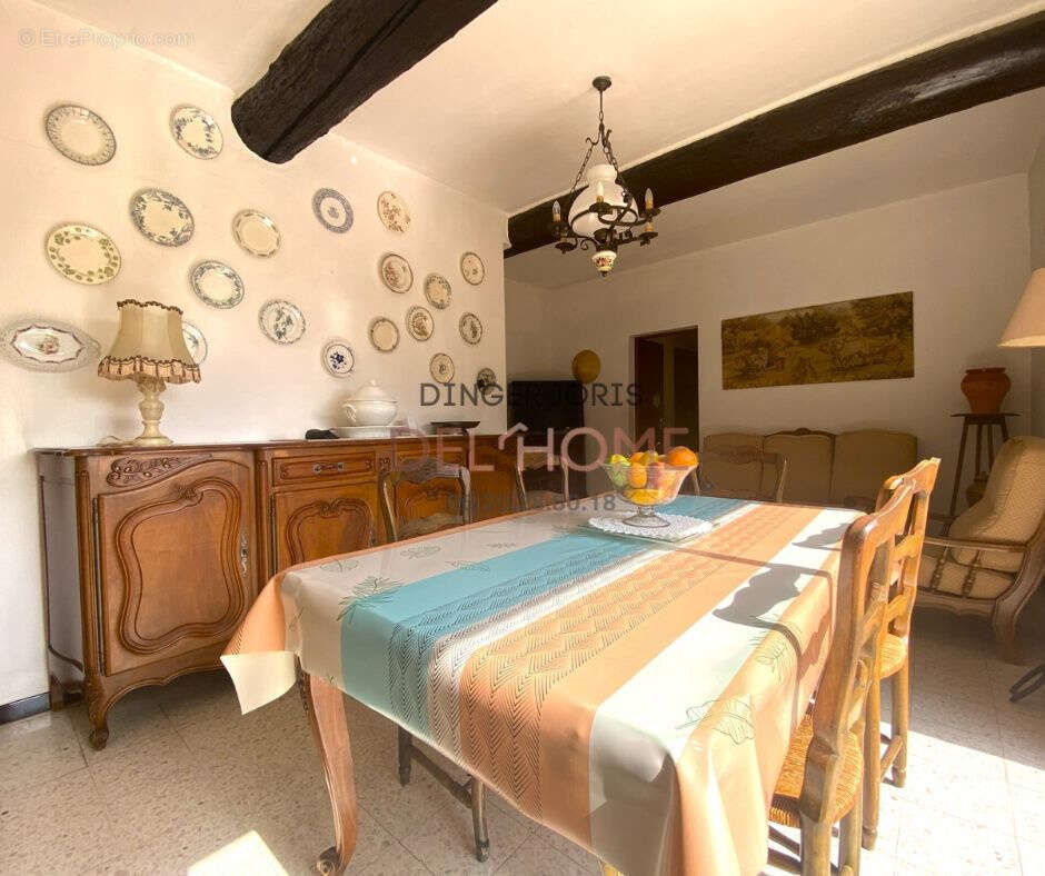 Maison à BELLEGARDE