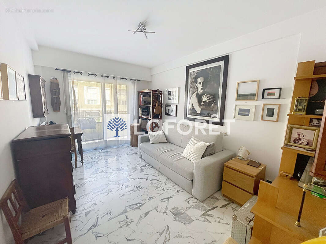 Appartement à CAGNES-SUR-MER