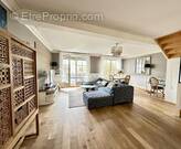 Appartement à SERRIS