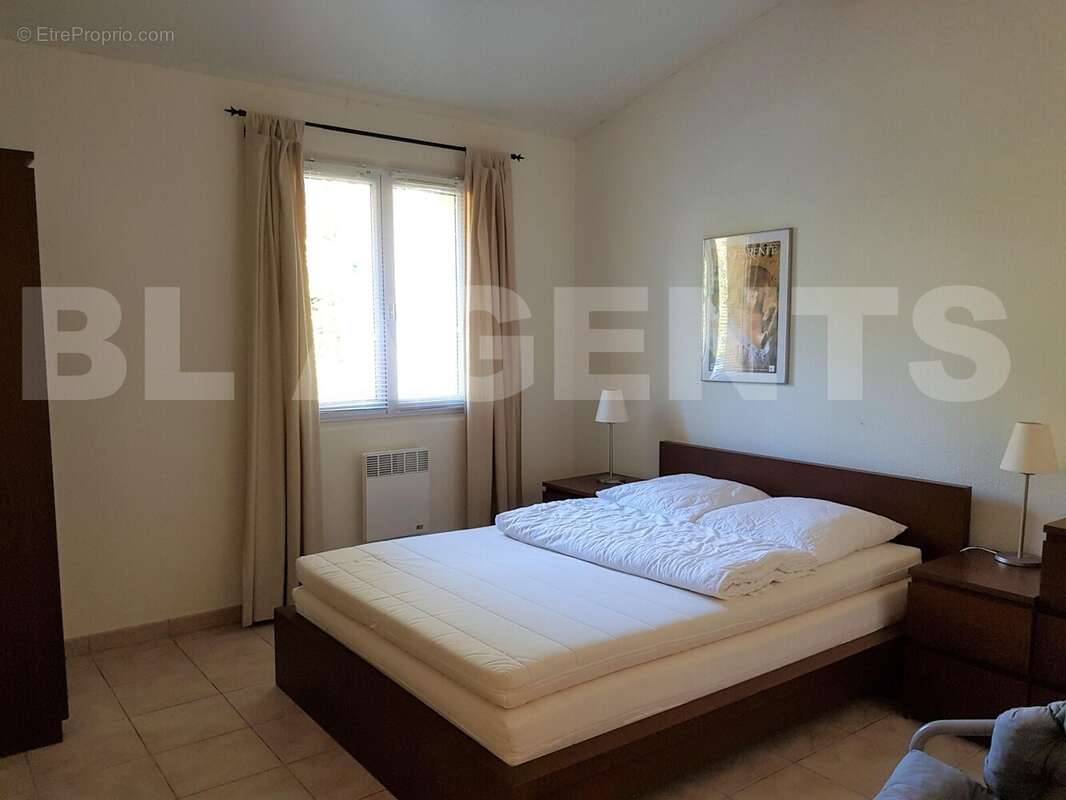 104 13(1) - Maison à BROSSAC