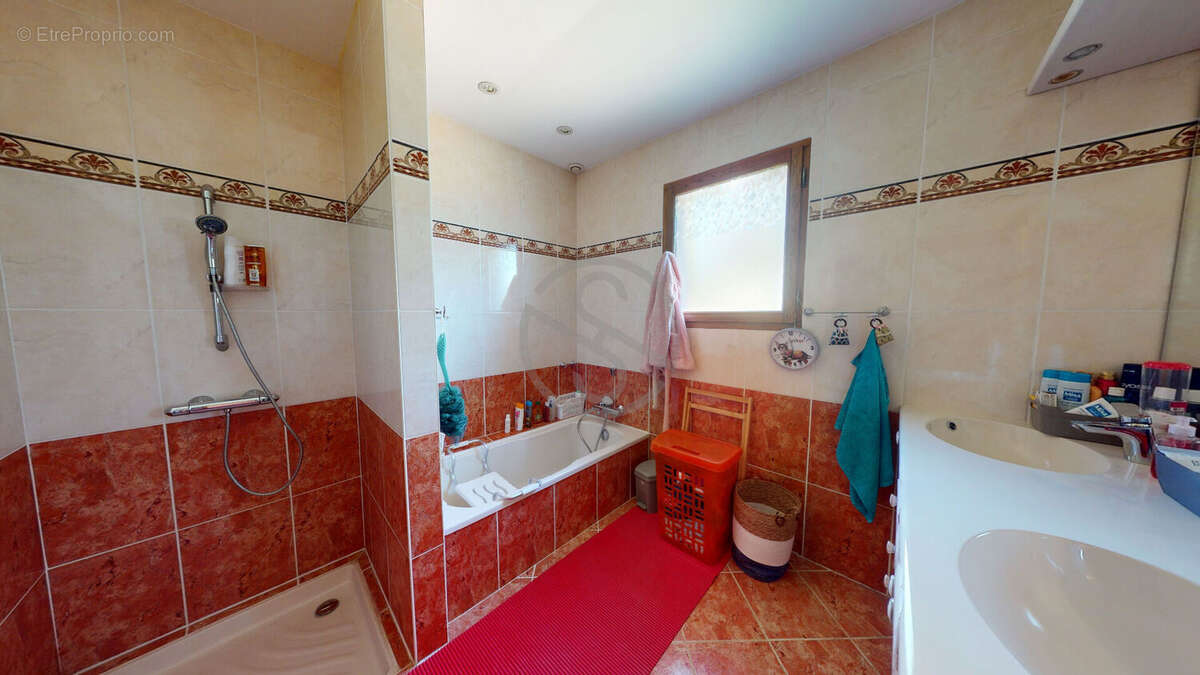 Villa 130 m2 - 3 chambres + double garage - photo 13