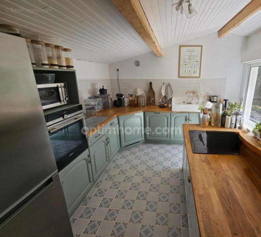 Charmante maison de plain-pied 90 m² deux chambres et un bureau –au Calme, très bon état et sans vis-à-vis ! ANGOULEME (16) - photo 4