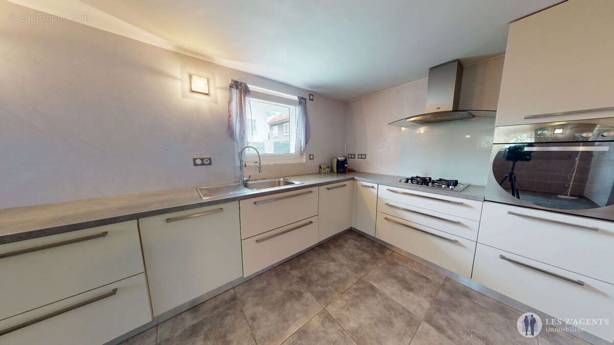 Maison à SAINT-MARTIN-D&#039;HERES