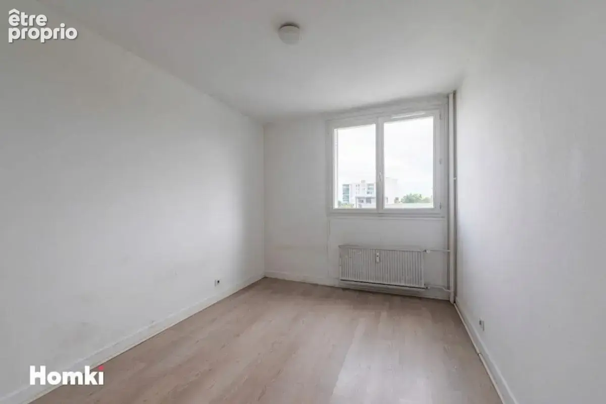Appartement T5 de 100 m² à Oullins-Pierre-Bénite 69310, Rue du Centenaire - photo 9
