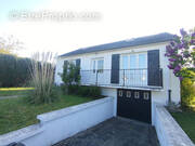 Maison à LAVERSINES