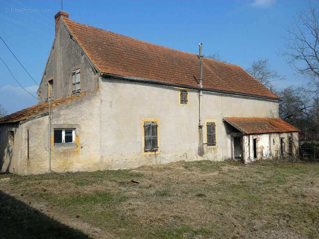 Maison à PIERREFITTE-SUR-LOIRE
