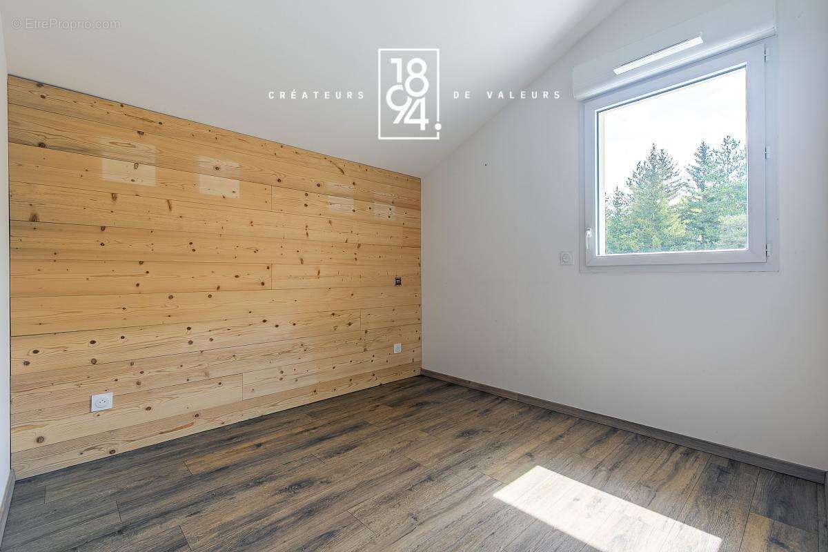 Appartement à BARCELONNETTE
