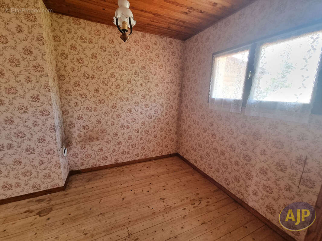 Maison à LA LIMOUZINIERE