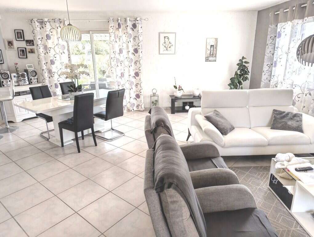 Maison à PIA