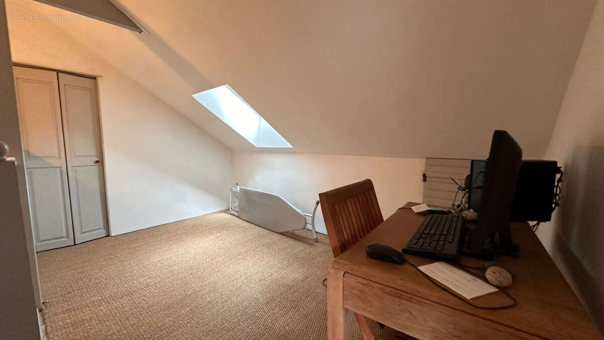 Maison à JAUNAY-CLAN